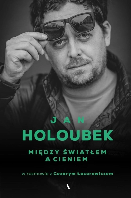 Między światłem a cieniem